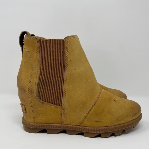 Sorel Shoes - Sorel Joan Of Arctic Wedge Chelsea Boot